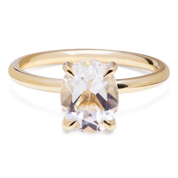 philippa-herbert-alexandra-felstead-cocktail-ring-9kt-yellow-gold-white-topaz-oval-cut