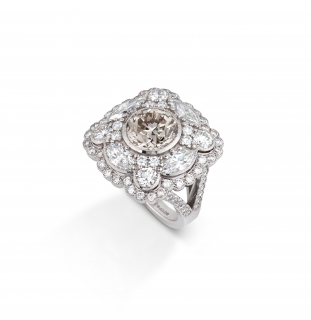 philippa-herbert-bespoke-diamond-ring-view1